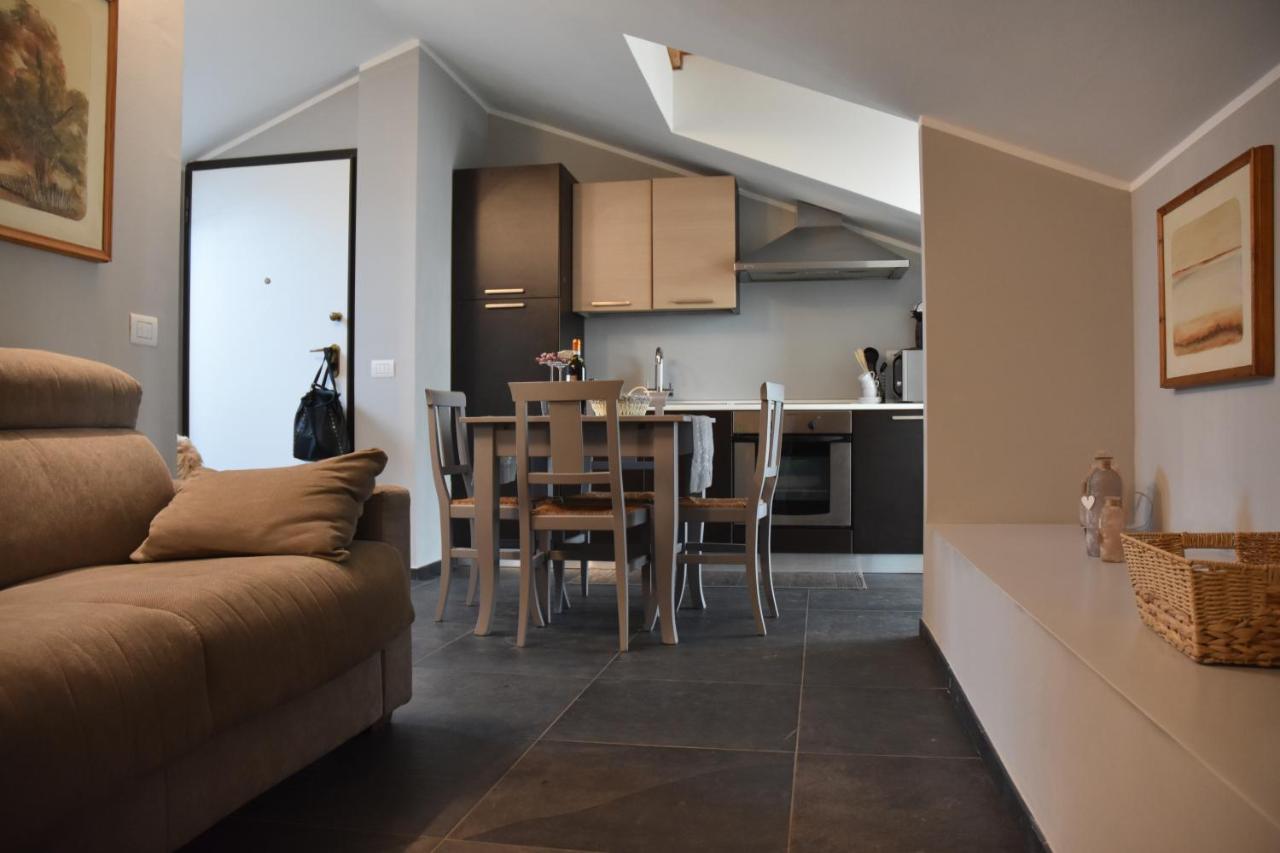 Collina Di Cloe Apartman Guarene Kültér fotó